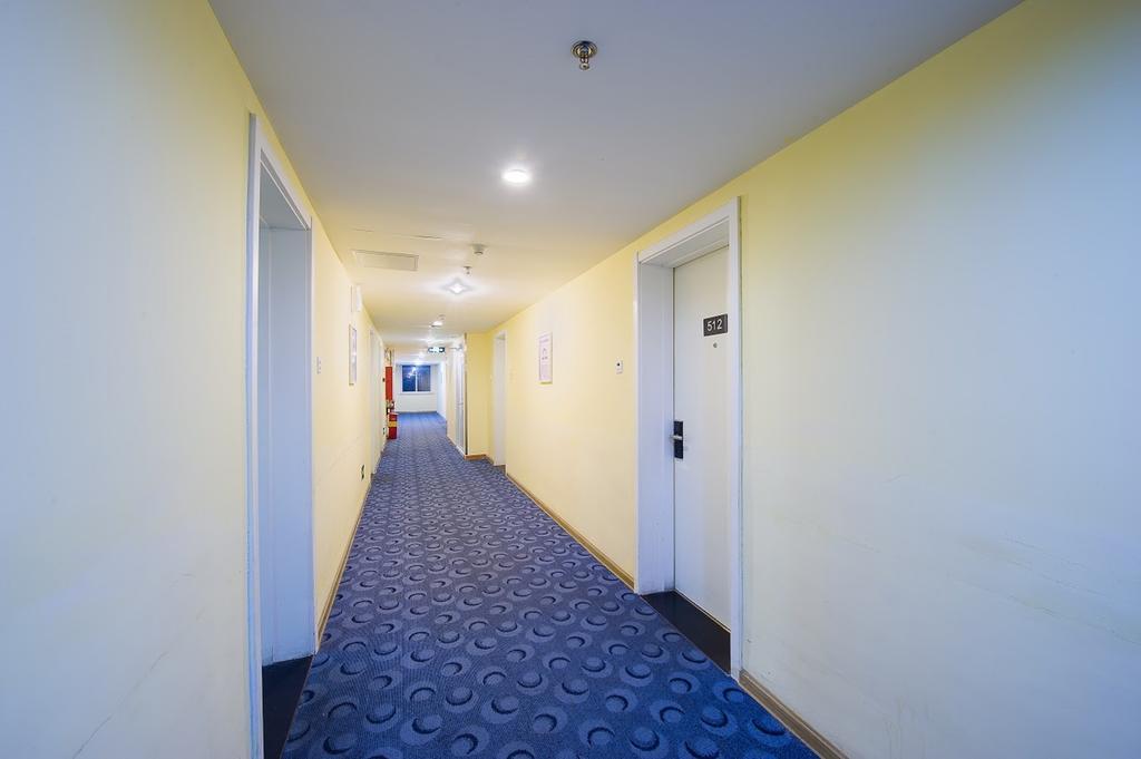 ג'וחאי 7Days Inn Zhu Hai Gong Bei Tunnel Portal מראה חיצוני תמונה